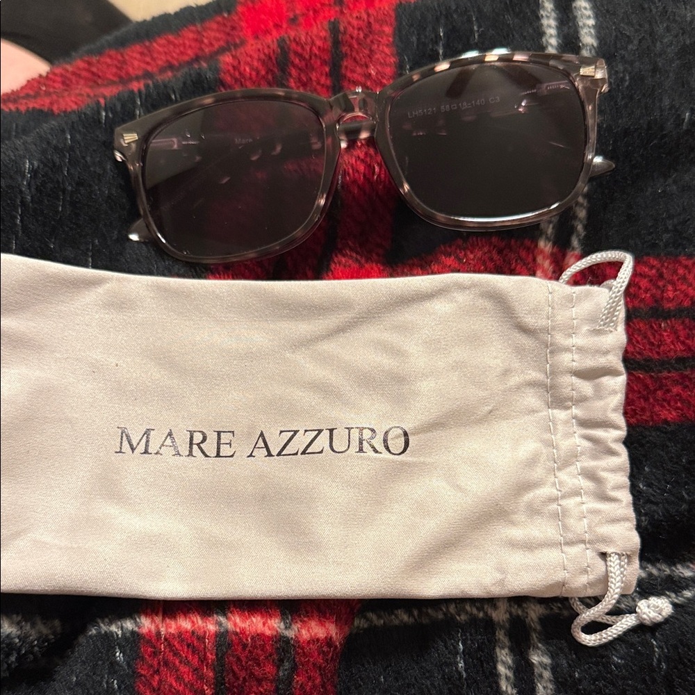 Mango Brown Patterned Accessory